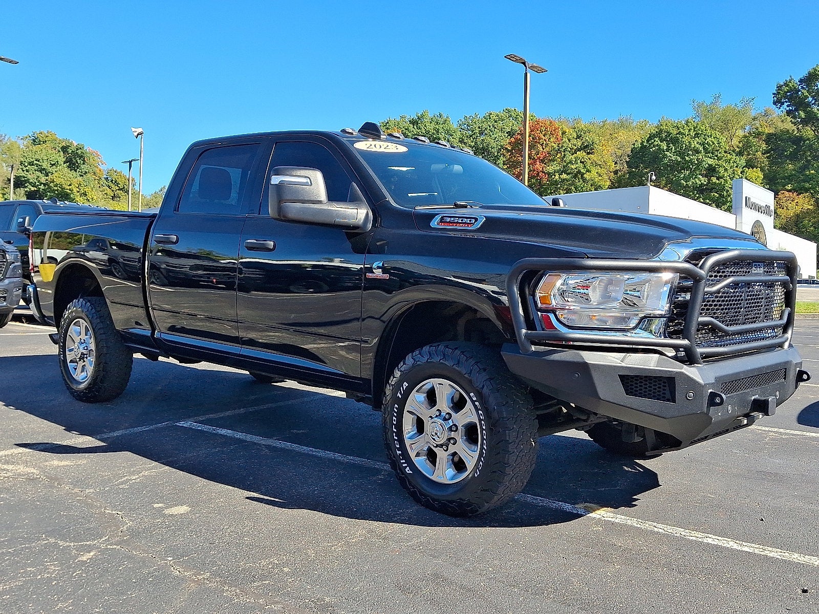 2023 RAM 3500 Tradesman Crew Cab 4x4 6'4' Box