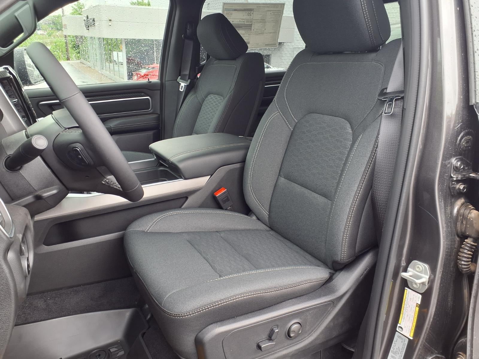2026 RAM 1500 RAM 1500 BIG HORN CREW CAB 4X4 5'7' BOX
