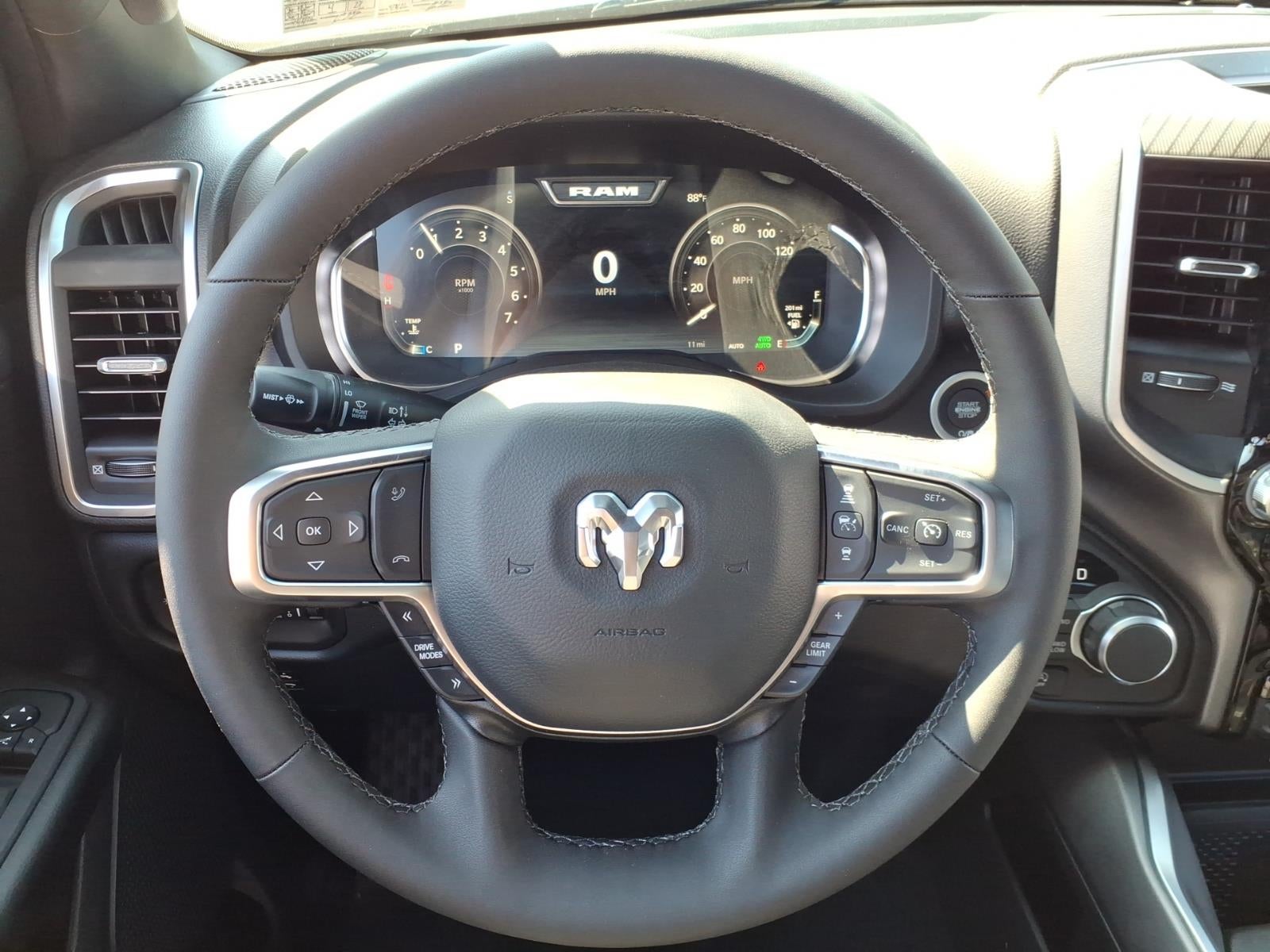 2026 RAM 1500 RAM 1500 BIG HORN CREW CAB 4X4 5'7' BOX