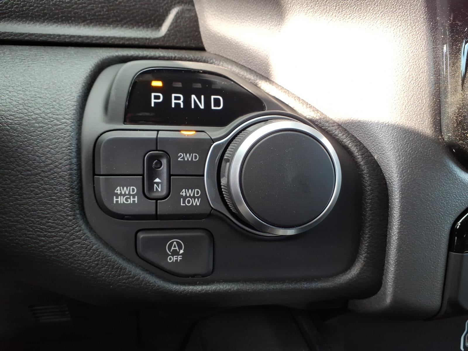 2026 RAM 1500 RAM 1500 EXPRESS CREW CAB 4X4 5'7' BOX