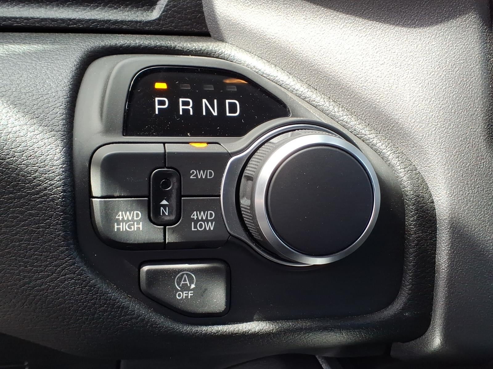 2026 RAM 1500 RAM 1500 EXPRESS CREW CAB 4X4 5'7' BOX