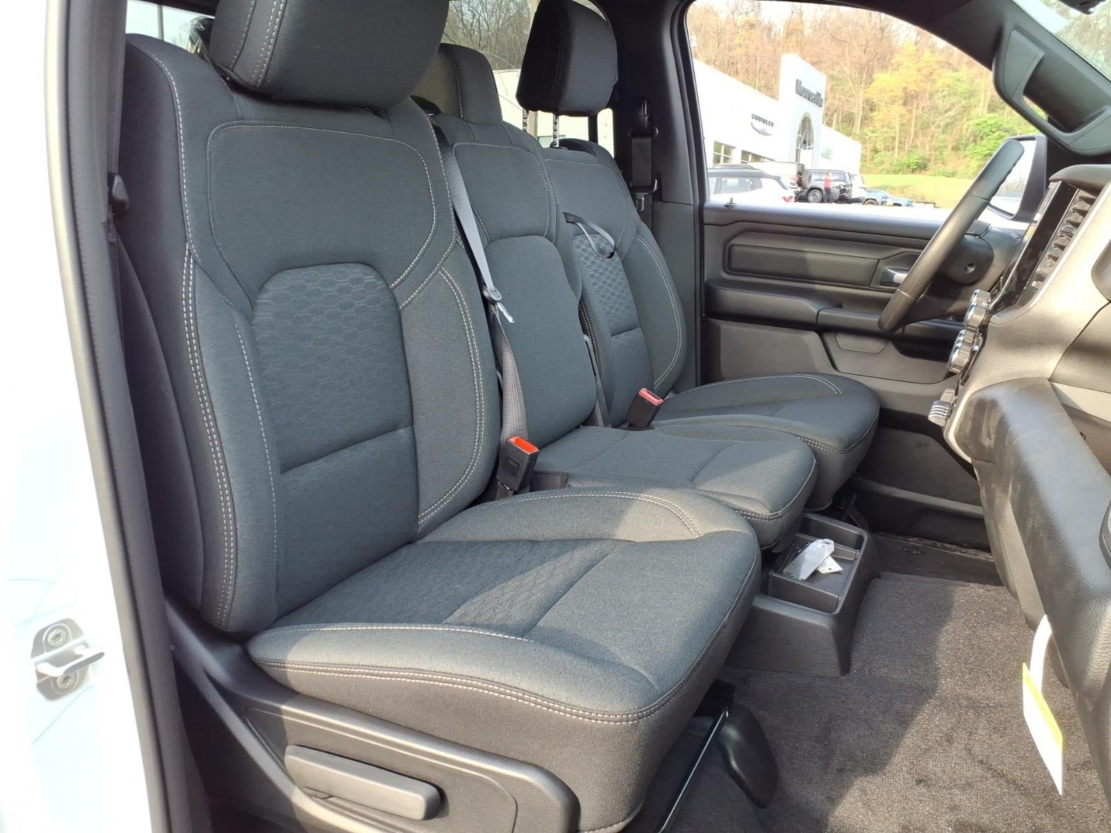 2026 RAM 1500 RAM 1500 WARLOCK CREW CAB 4X4 5'7' BOX