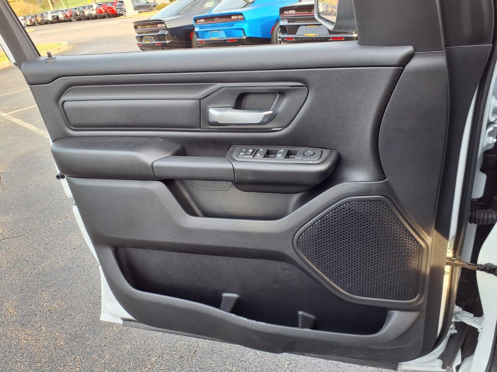 2026 RAM 1500 RAM 1500 WARLOCK CREW CAB 4X4 5'7' BOX