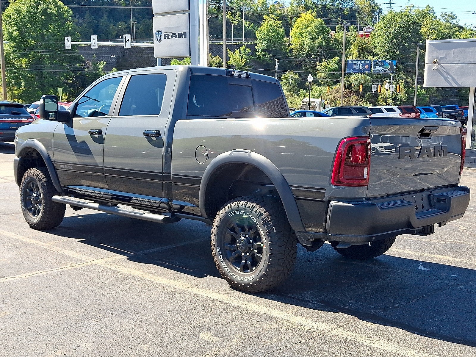 2026 RAM 2500 RAM 2500 POWER WAGON CREW CAB 4X4 6'4' BOX
