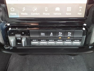 2026 RAM 2500 RAM 2500 BLACK EXPRESS CREW CAB 4X4 6'4' BOX