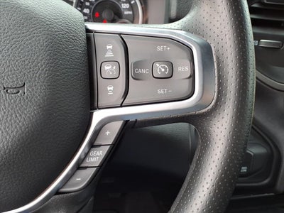 2026 RAM 2500 RAM 2500 BLACK EXPRESS CREW CAB 4X4 6'4' BOX