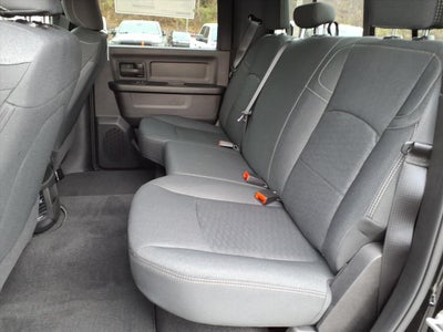 2026 RAM 2500 RAM 2500 BLACK EXPRESS CREW CAB 4X4 6'4' BOX