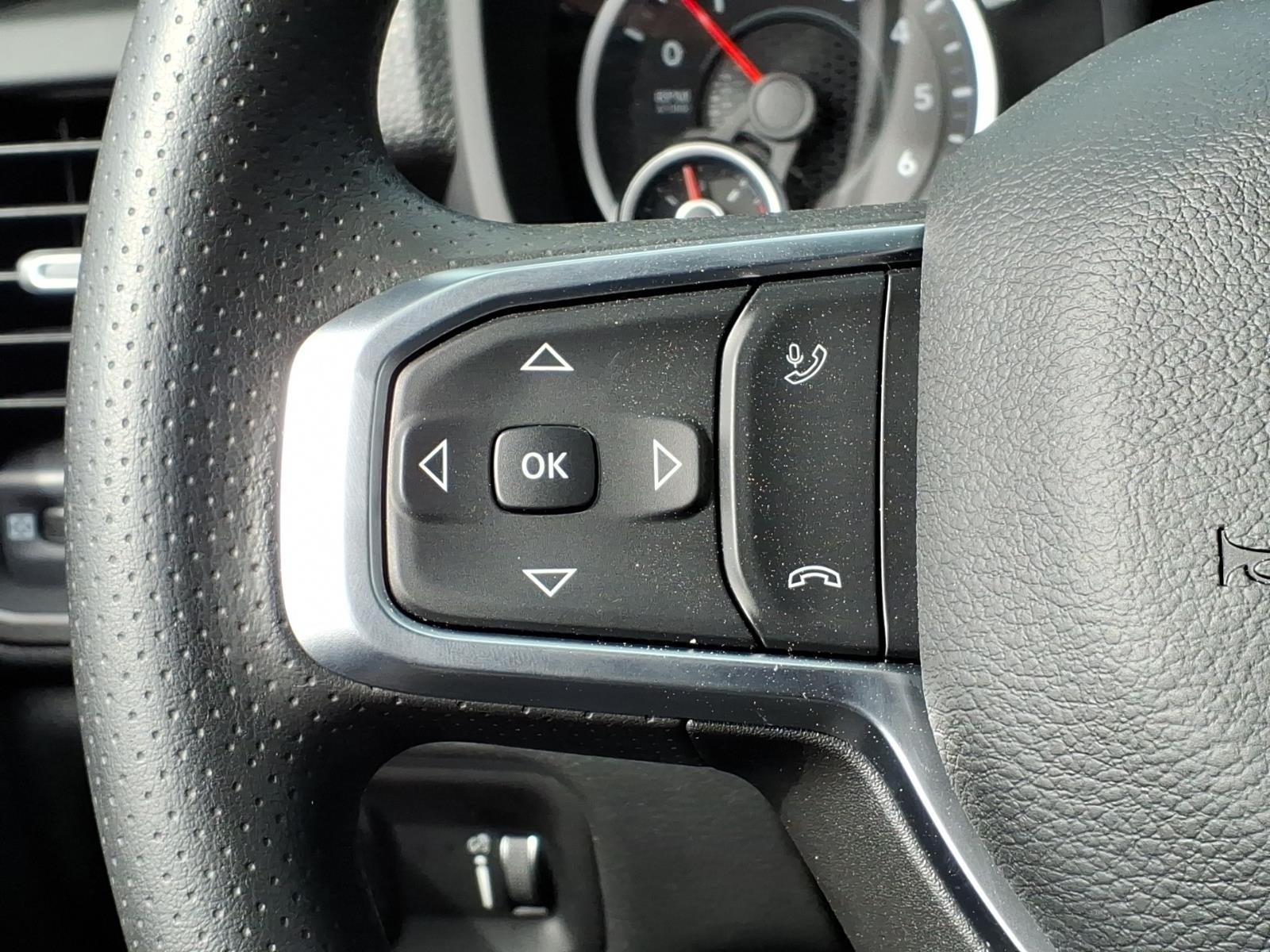 2026 RAM 2500 RAM 2500 BLACK EXPRESS CREW CAB 4X4 6'4' BOX