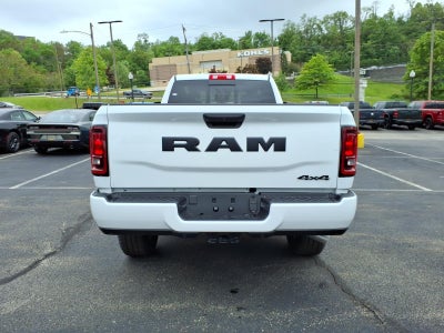 2026 RAM 2500 RAM 2500 BLACK EXPRESS CREW CAB 4X4 8' BOX