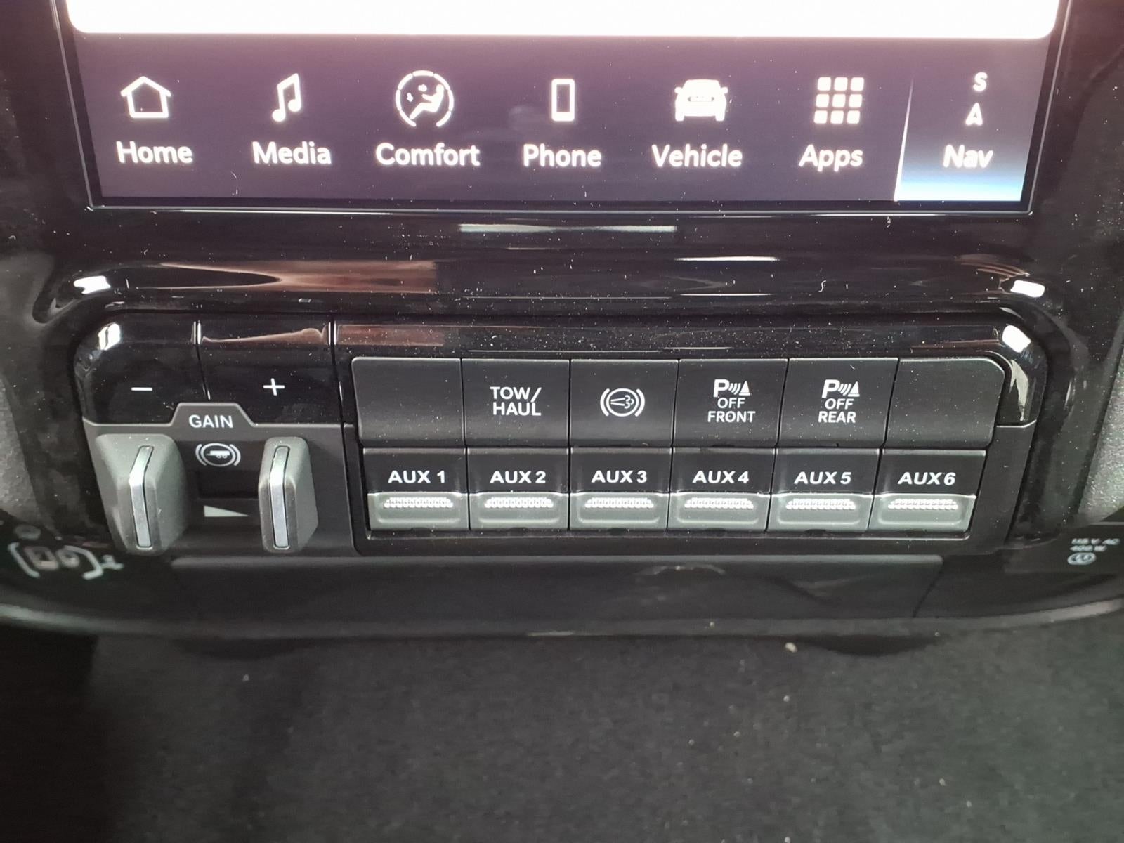 2026 RAM 2500 RAM 2500 TRADESMAN CREW CAB 4X4 8' BOX