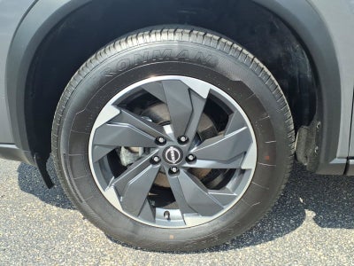 2025 Nissan Rogue SV FWD