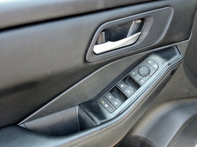 2025 Nissan Rogue SV FWD