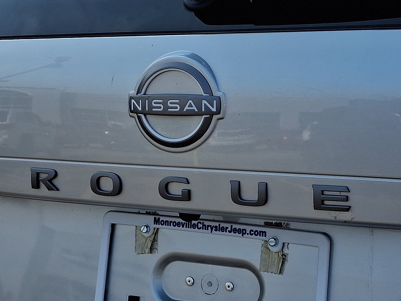 2025 Nissan Rogue SV FWD
