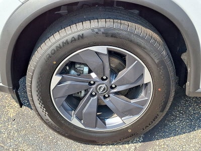 2025 Nissan Rogue SV FWD