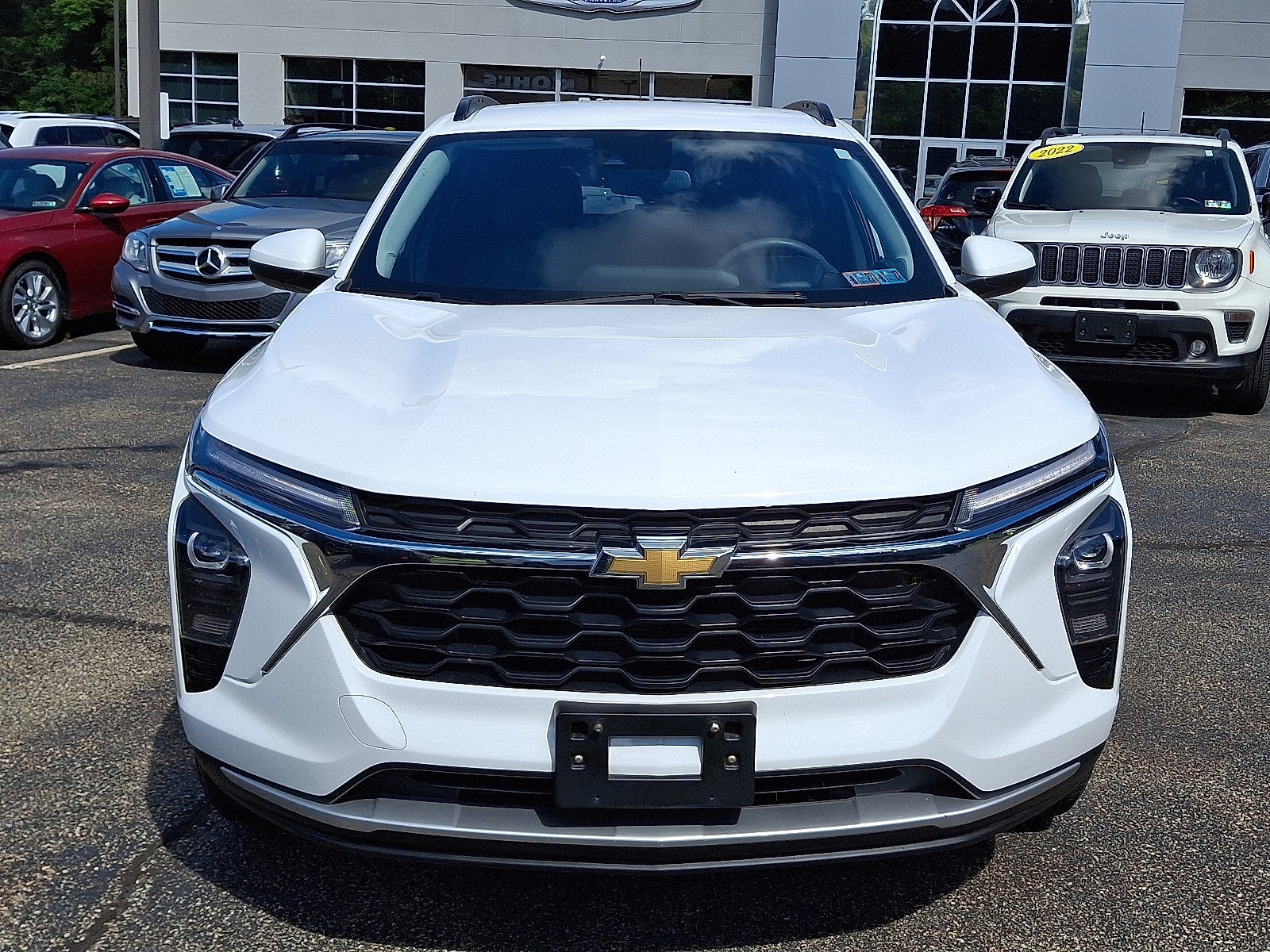 2025 Chevrolet Trax FWD LT