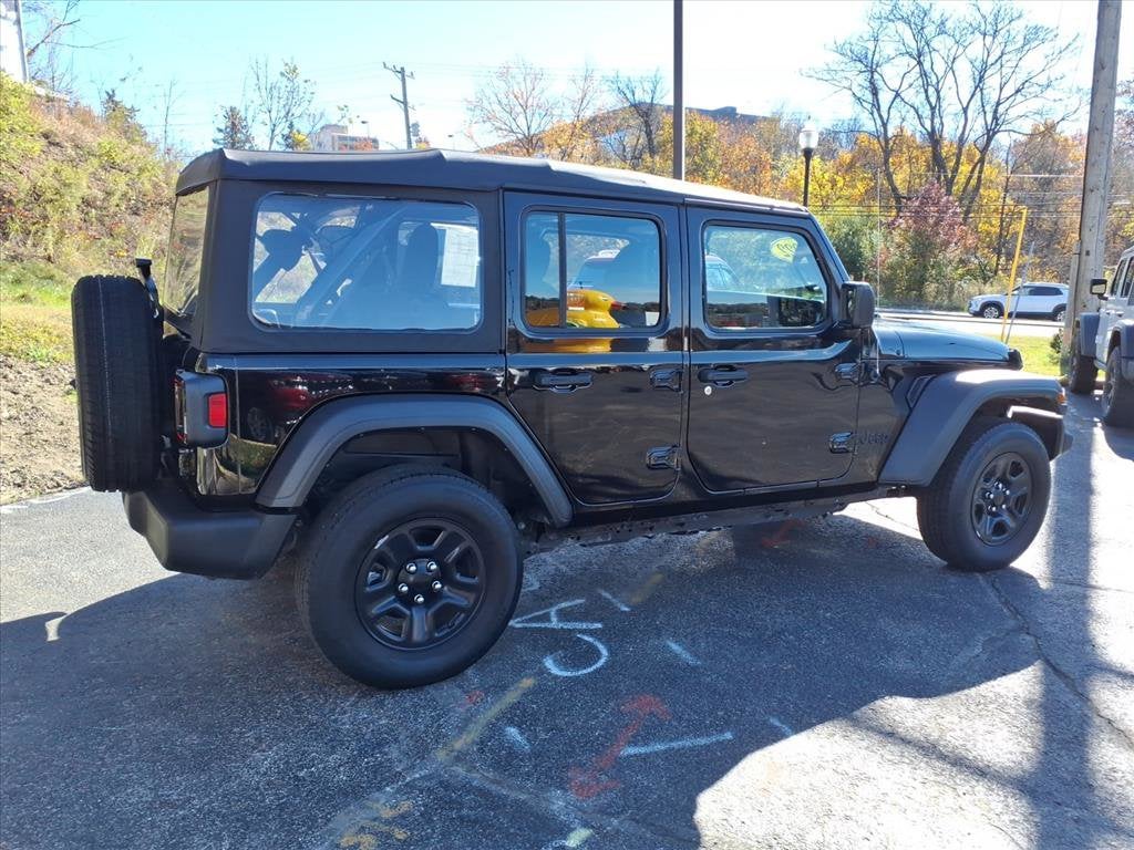 2022 Jeep Wrangler Unlimited Sport