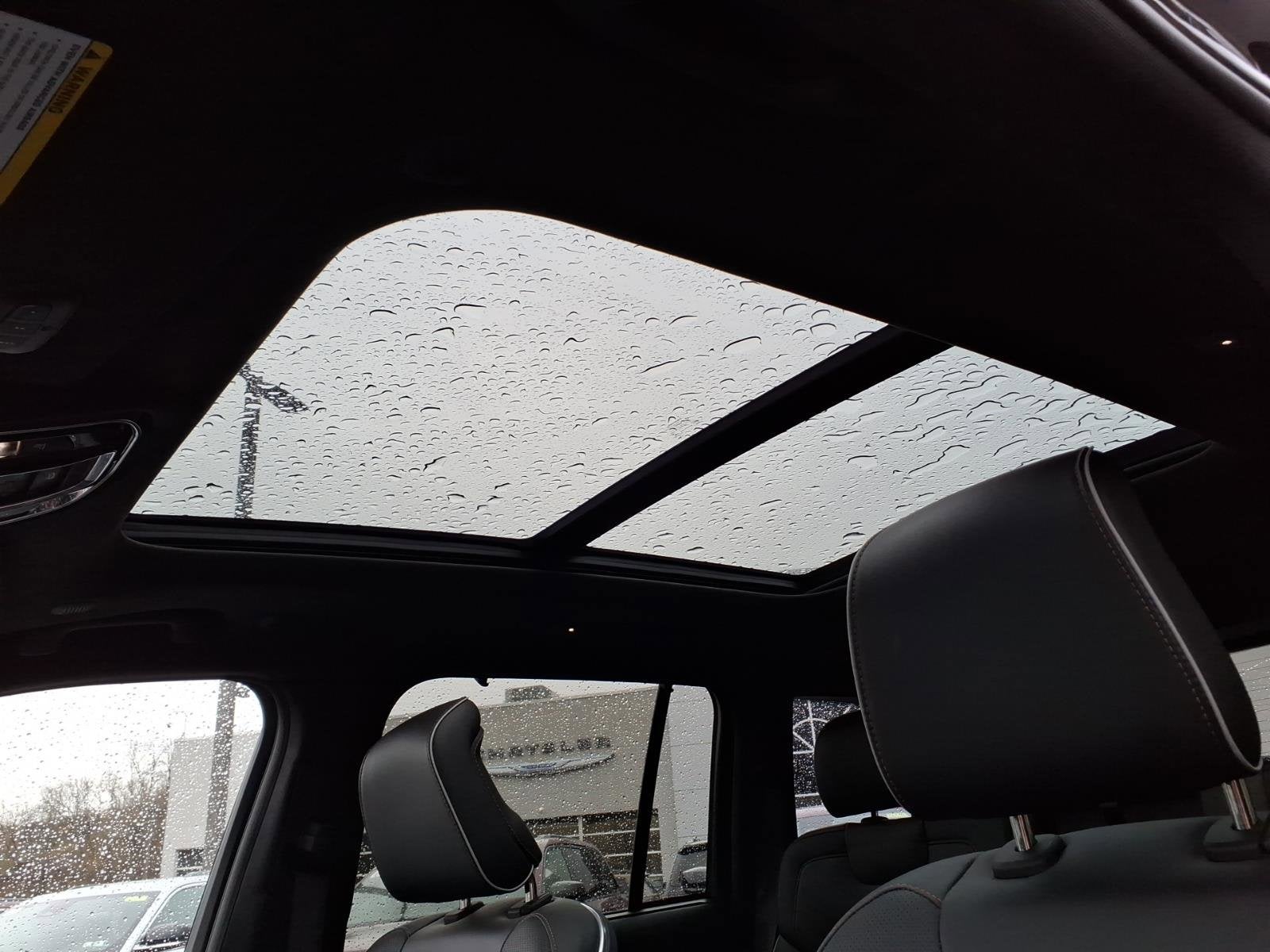 2022 Jeep Grand Cherokee Summit Reserve