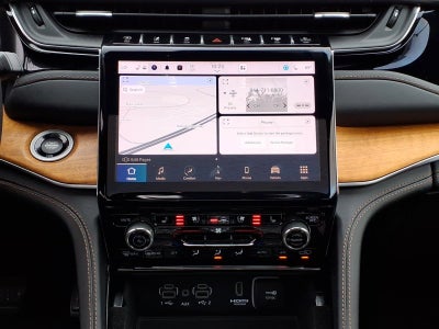 2022 Jeep Grand Cherokee Summit Reserve