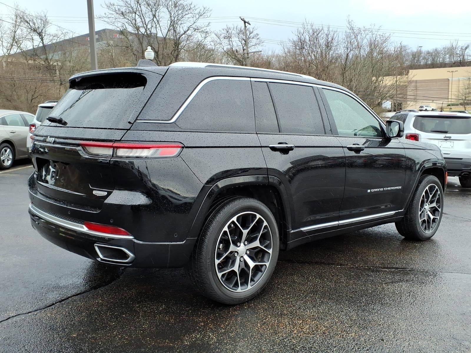 2022 Jeep Grand Cherokee Summit Reserve