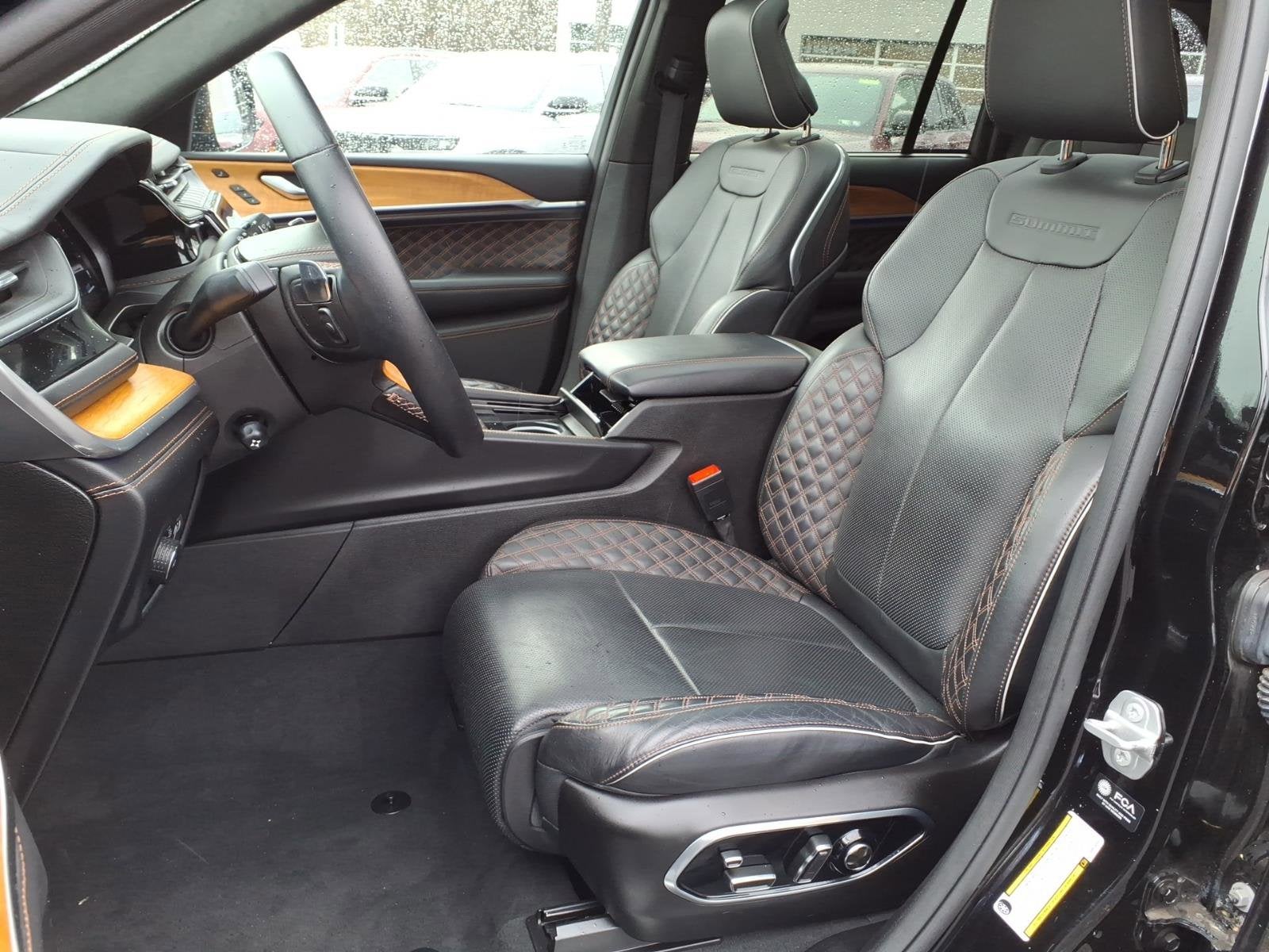 2022 Jeep Grand Cherokee Summit Reserve