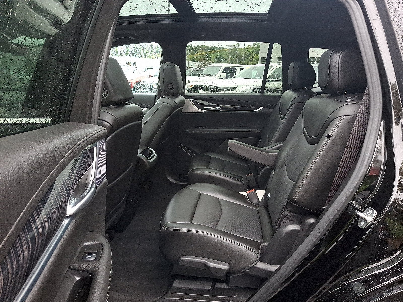 2025 Cadillac XT6 FWD Premium Luxury