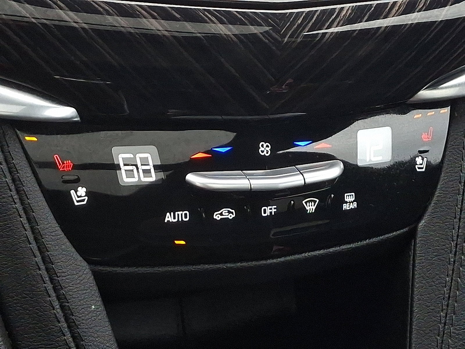2025 Cadillac XT6 FWD Premium Luxury