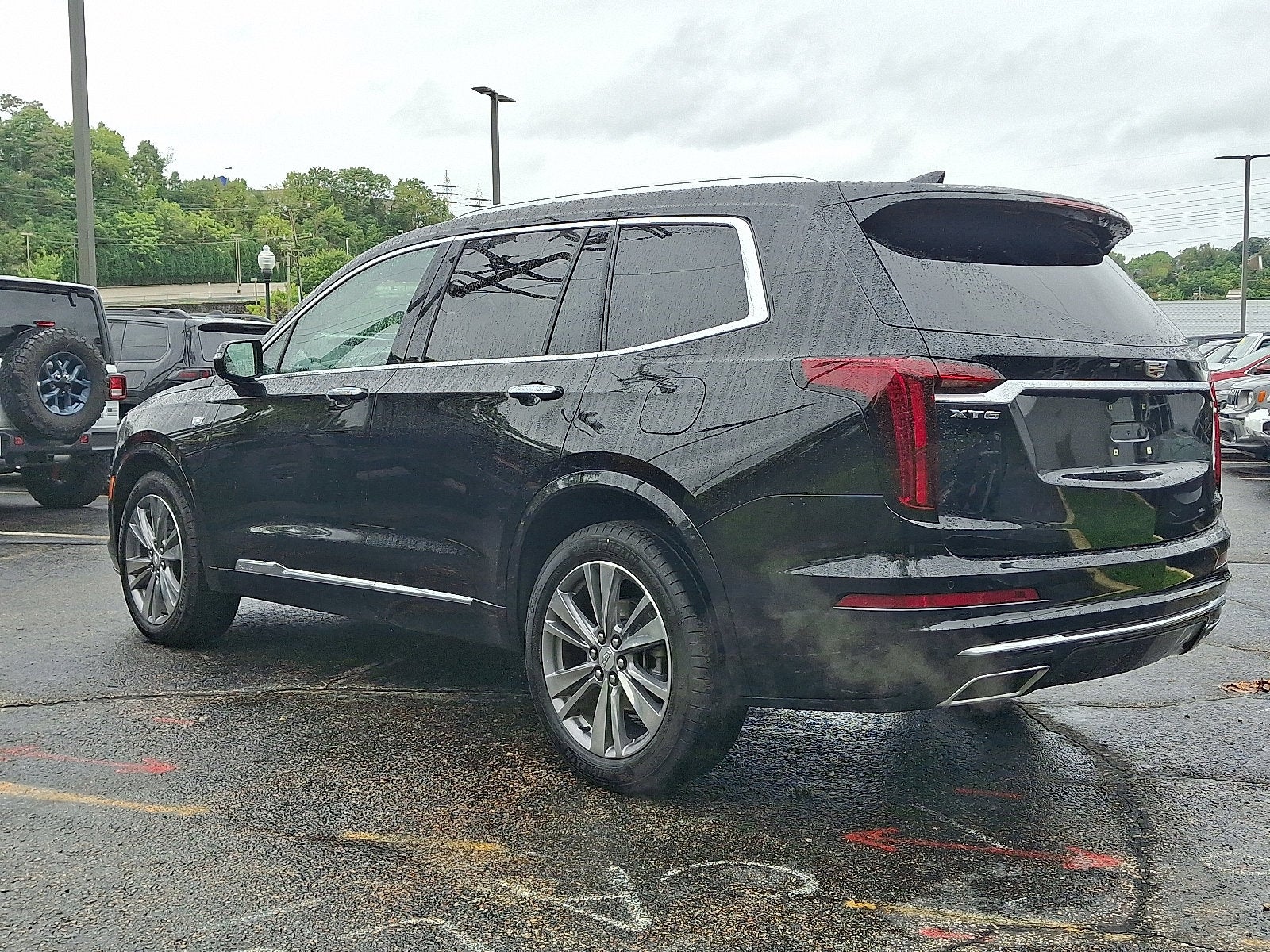 2025 Cadillac XT6 FWD Premium Luxury