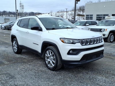 2022 Jeep Compass Latitude Lux