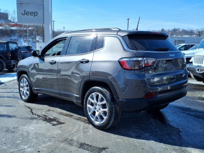 2023 Jeep Compass Latitude Lux
