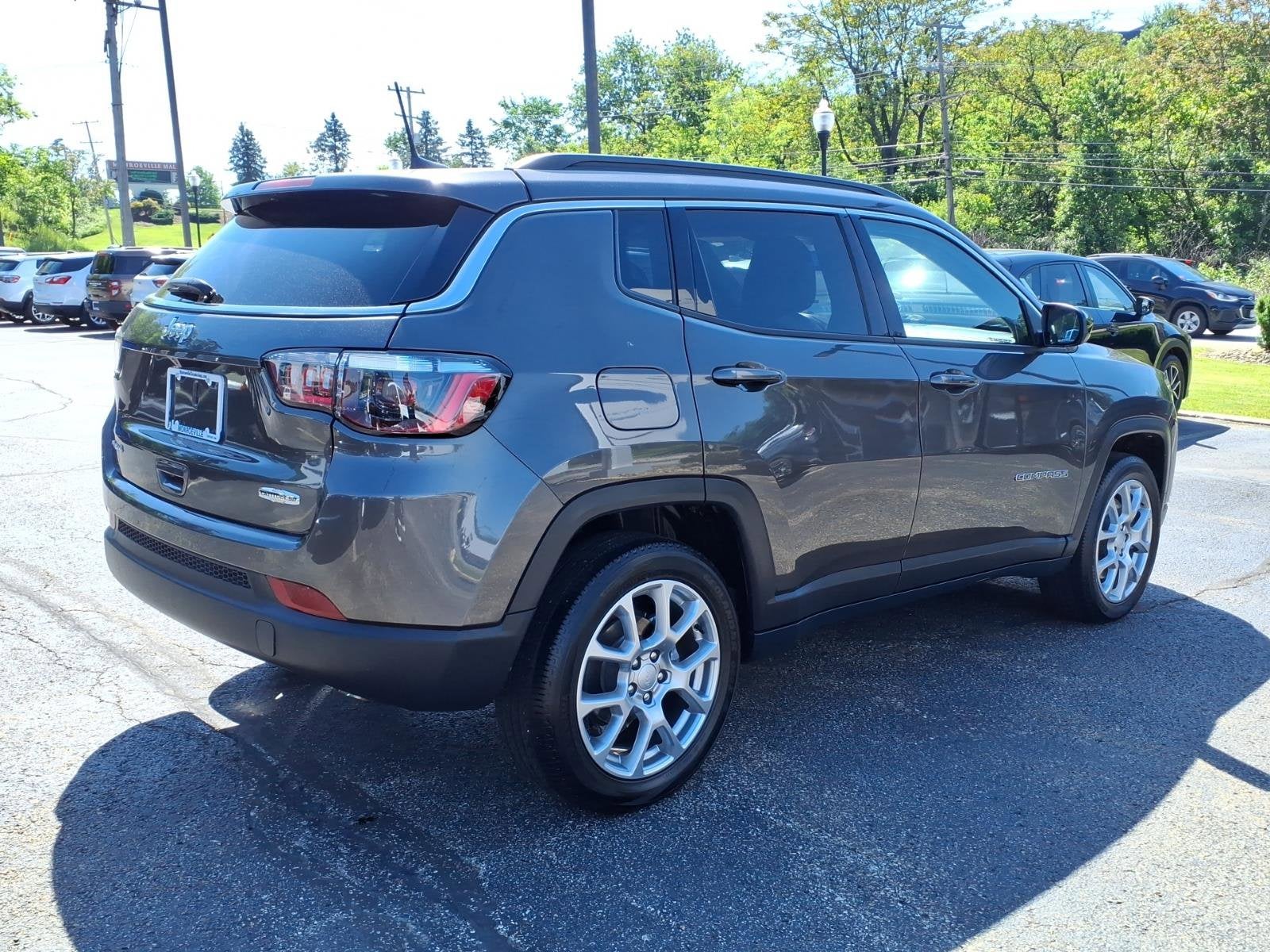 2024 Jeep Compass Latitude Lux