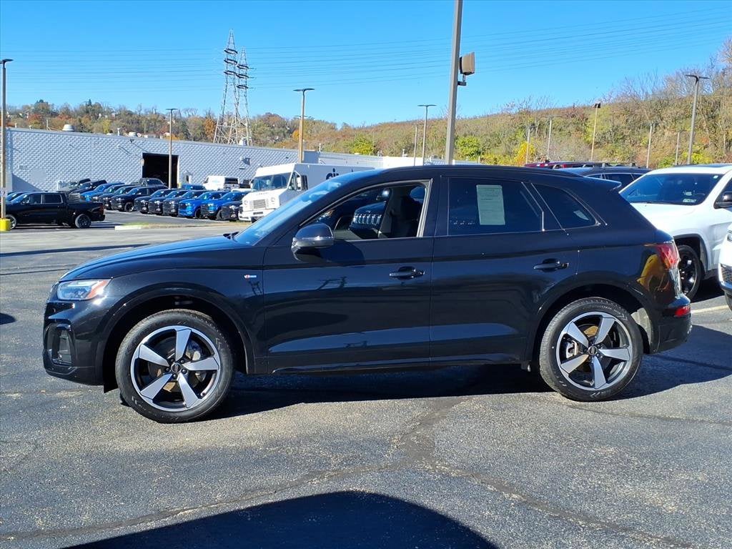 2022 Audi Q5 S line Premium Plus
