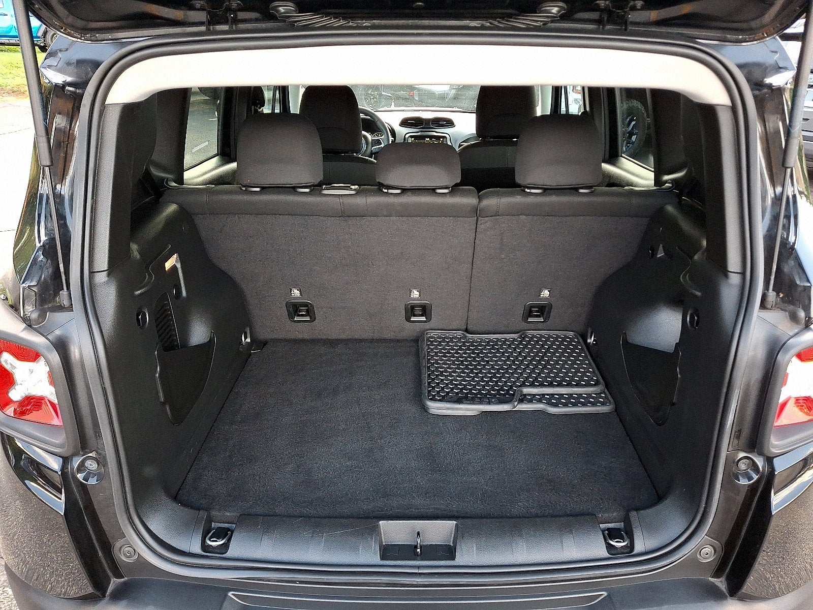 2023 Jeep Renegade Upland